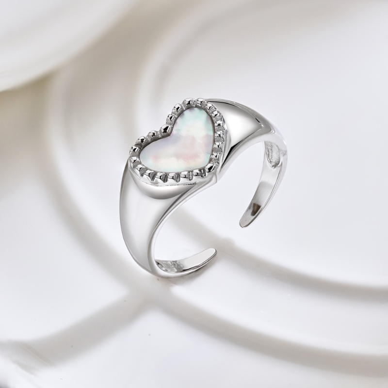 STRONGLOVE|Anello cuore opale